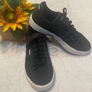 ADIDAS CANVAS Size 5 1/2 Black Sneakers